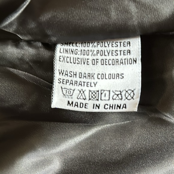 Women’s jacket - Picture 9 of 9